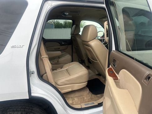 Used 2007 GMC Yukon SLT w/ SLT Preferred Equipment Group image 15