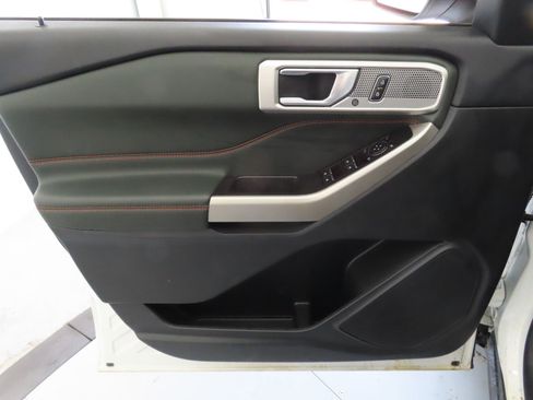 Used 2023 Ford Explorer Timberline w/ Timberline Technology Package image 11