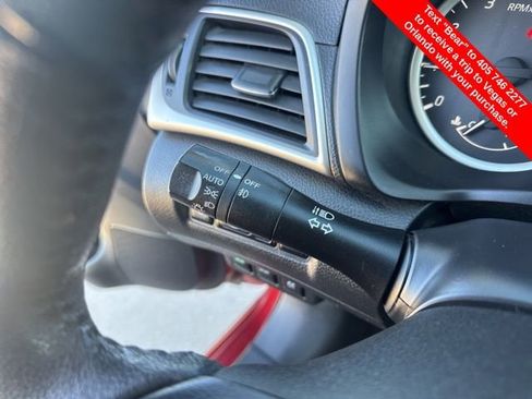 Used 2017 Nissan Sentra SR w/ SR Premium Technology Package image 19