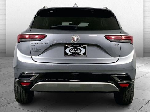 Used 2022 Buick Envision Essence w/ Sport Touring Package image 3