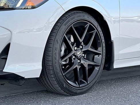 Certified 2025 Honda Civic Sport image 26