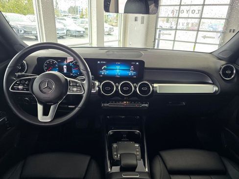 Used 2023 Mercedes-Benz GLB 250 4MATIC image 25