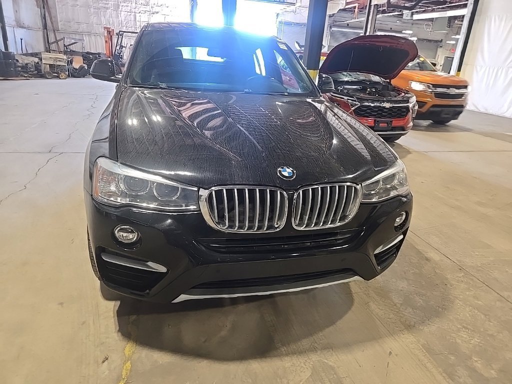 Used 2018 BMW X4 xDrive28i AWD/4WD image 2