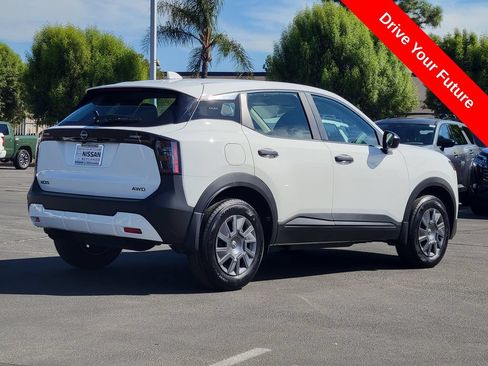 Used 2025 Nissan Kicks S AWD/4WD image 4