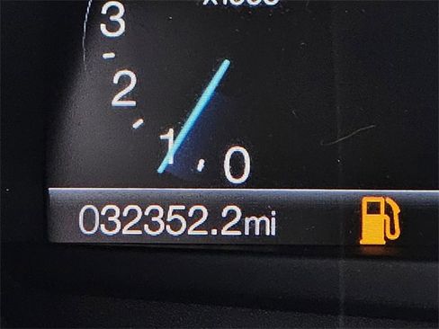 Used 2024 Ford Edge SEL image 19