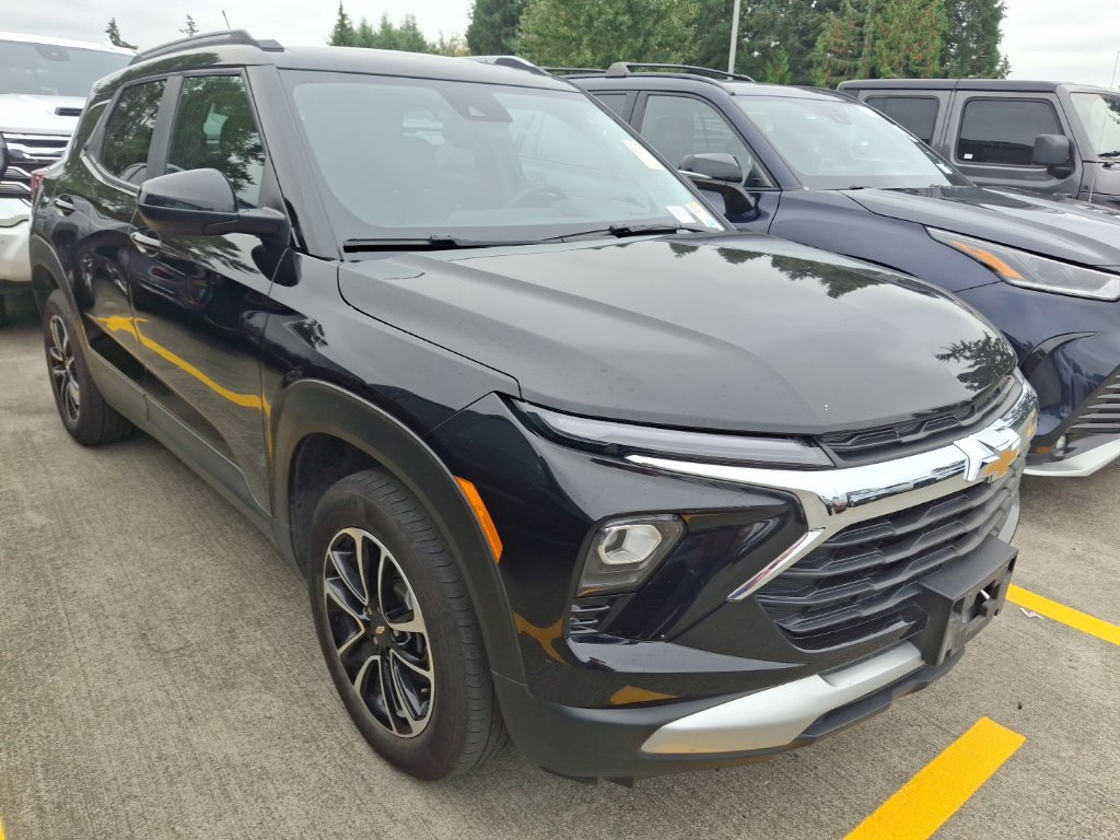 Certified 2025 Chevrolet TrailBlazer LT AWD/4WD image 2