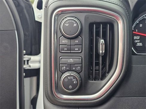 Used 2019 Chevrolet Silverado 1500 LT w/ All-Star Edition image 21