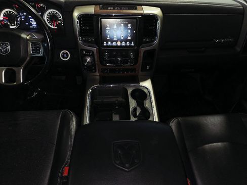 Used 2016 RAM 1500 Laramie w/ Convenience Group AWD/4WD image 42