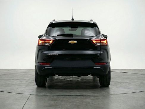 Used 2025 Chevrolet TrailBlazer LT FWD image 7