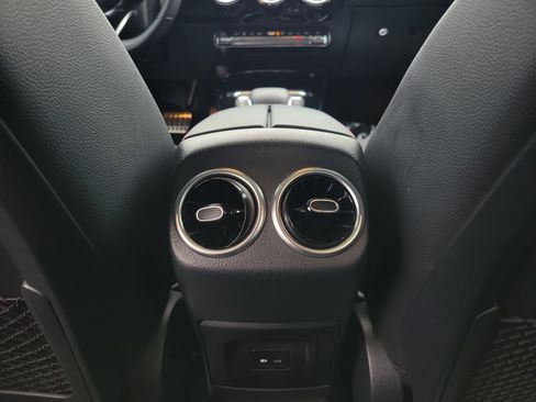 Certified 2021 Mercedes-Benz CLA 250 image 10