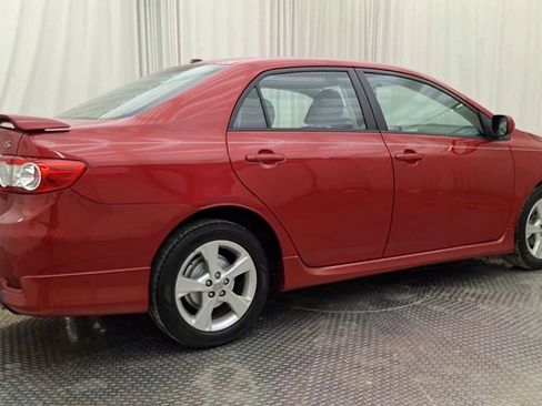Used 2012 Toyota Corolla S image 3