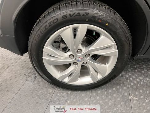Used 2025 Buick Encore GX Preferred FWD image 17