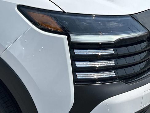 New 2026 Nissan Kicks SV w/ Cold Weather Package FWD image 10