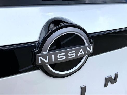 Used 2026 Nissan Pathfinder Platinum w/ Cargo Package FWD image 31
