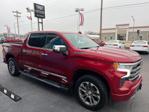 Used 2023 Chevrolet Silverado 1500 High Country w/ Z71 Off-Road Package AWD/4WD image 4