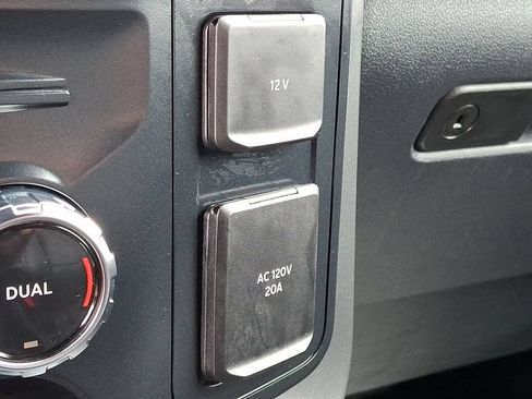 Used 2024 Ford F150 Lariat AWD/4WD image 30