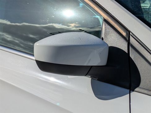 Used 2018 Ford Escape SE image 12