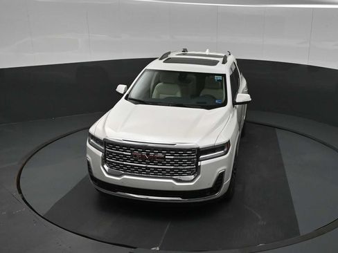 Used 2020 GMC Acadia Denali w/ Technology Package AWD/4WD image 12
