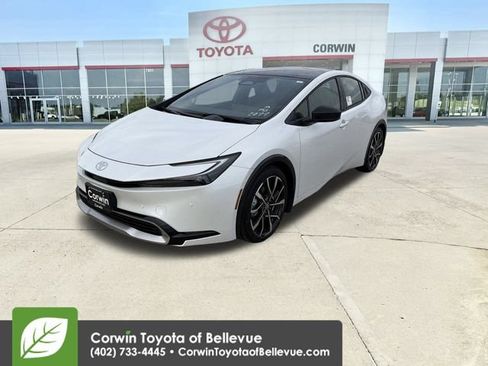 New 2026 Toyota Prius Plug-In Hybrid FWD image 4