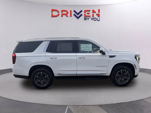 New 2026 GMC Yukon Elevation RWD image 3