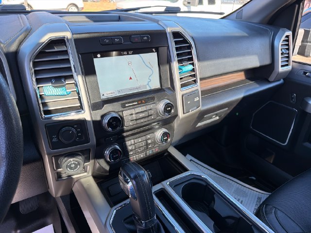 Used 2016 Ford F150 Lariat w/ Equipment Group 502A Luxury AWD/4WD image 19