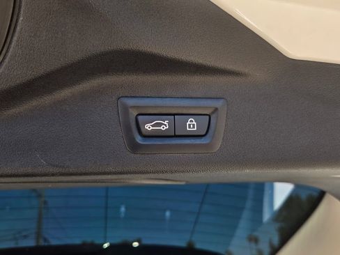 Used 2021 BMW X7 xDrive40i AWD/4WD image 42
