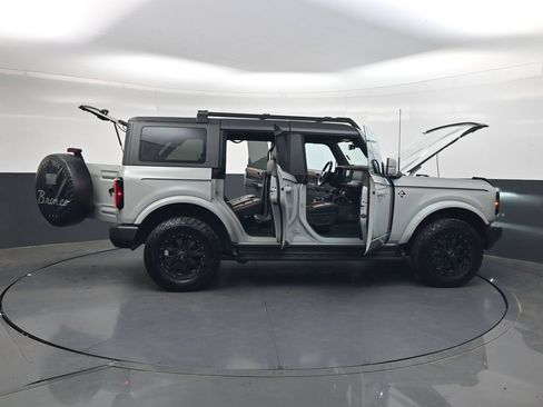 Used 2024 Ford Bronco Outer Banks AWD/4WD image 51