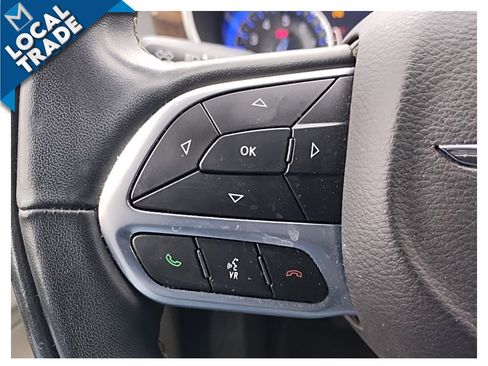 Used 2022 Chrysler Pacifica Limited image 18