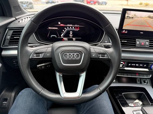 Used 2023 Audi Q5 2.0T Premium Plus w/ Premium Plus Package AWD/4WD image 22