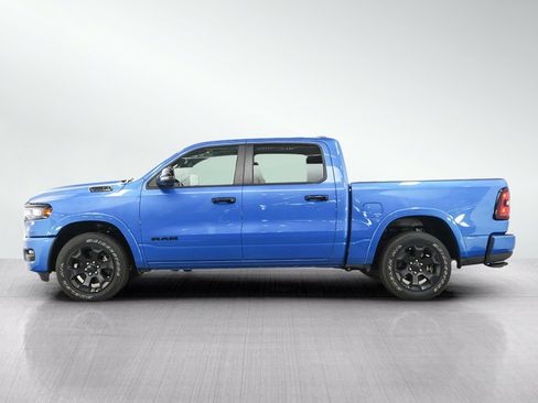 Used 2025 RAM 1500 Big Horn AWD/4WD image 2