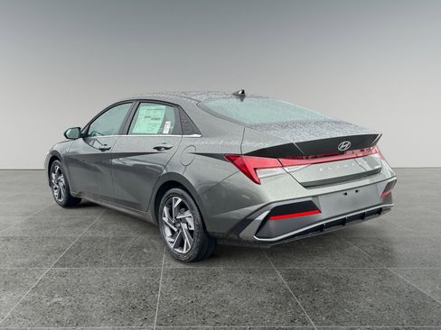 New 2026 Hyundai Elantra Limited w/ Cargo Package image 3