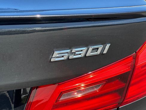 Used 2018 BMW 530i image 38