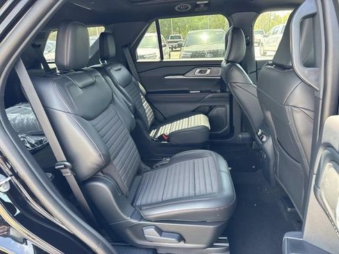 New 2026 Ford Explorer ST-Line image 10