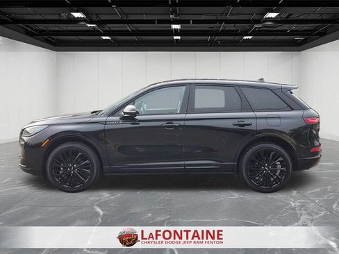 Used 2024 Lincoln Corsair AWD w/ Equipment Group 101A image 2