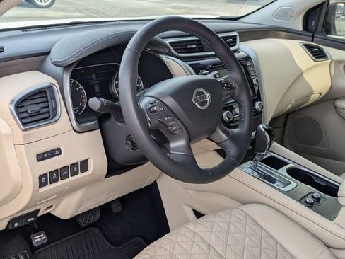 Used 2019 Nissan Murano Platinum image 14