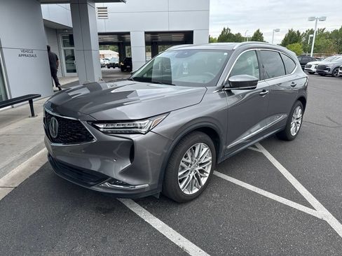 Used 2024 Acura MDX SH-AWD w/ Advance Package image 2