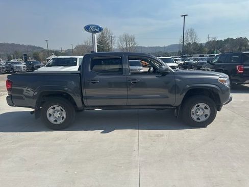 Used 2023 Toyota Tacoma SR image 5