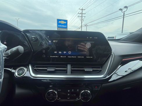 New 2026 Chevrolet Trax RS image 9