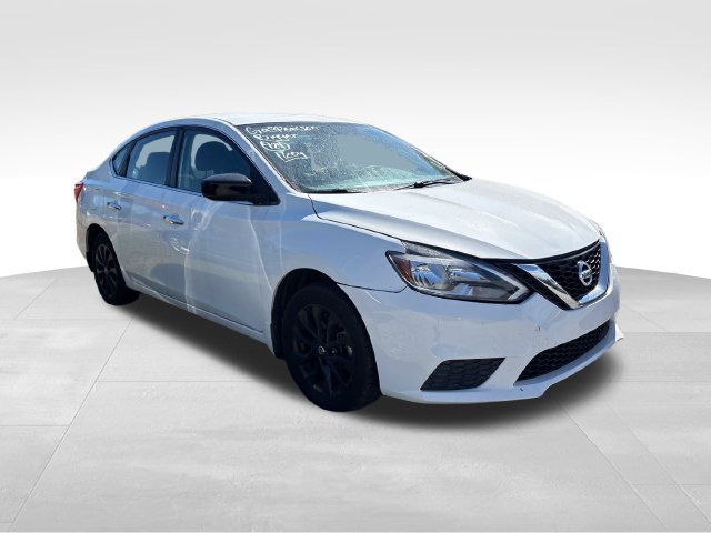 Used 2018 Nissan Sentra S w/ S Midnight Style Package FWD image 2