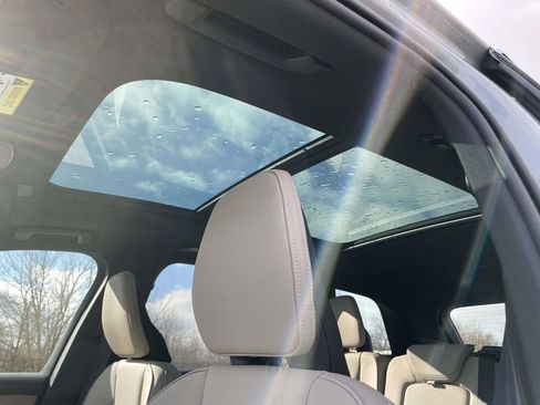 New 2026 Volvo XC90 B6 Plus w/ Protection Package Premier image 10