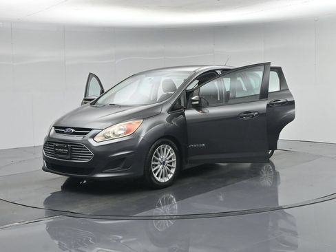 Used 2016 Ford C-MAX SE w/ Equipment Group 201A FWD image 26