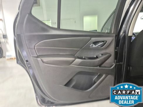 Used 2020 Chevrolet Traverse LS w/ LPO, Blackout Package FWD image 21
