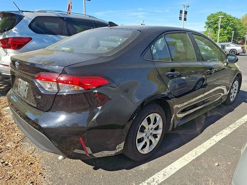 Used 2024 Toyota Corolla LE image 10