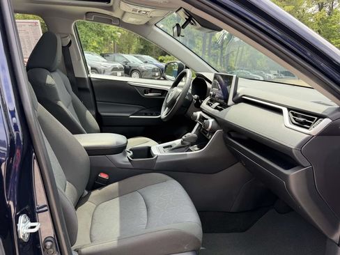 Certified 2025 Toyota RAV4 XLE w/ Convenience Package AWD/4WD image 12