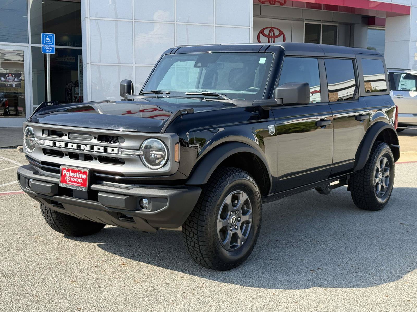 Used 2024 Ford Bronco Big Bend AWD/4WD image 4