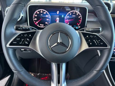 Certified 2025 Mercedes-Benz GLC 300 image 27
