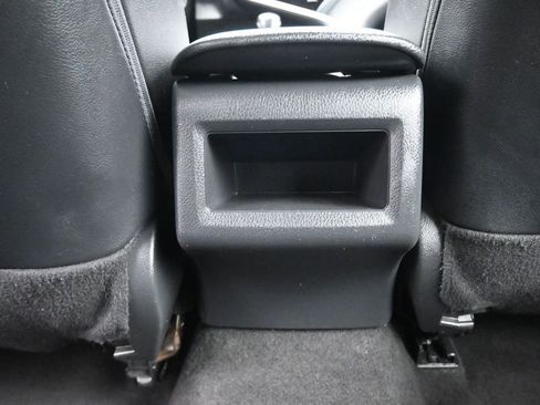 Used 2021 Toyota Camry SE FWD image 34