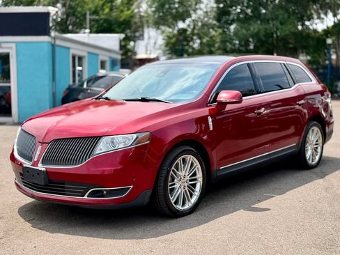Used 2014 Lincoln MKT AWD w/ Equipment Group 201A image 4