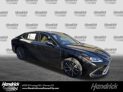New 2025 Lexus ES 350 w/ Premium Package