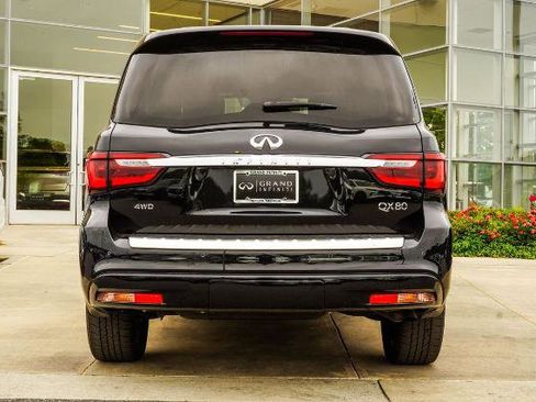 Certified 2023 INFINITI QX80 Sensory w/ Cargo Package AWD/4WD image 11